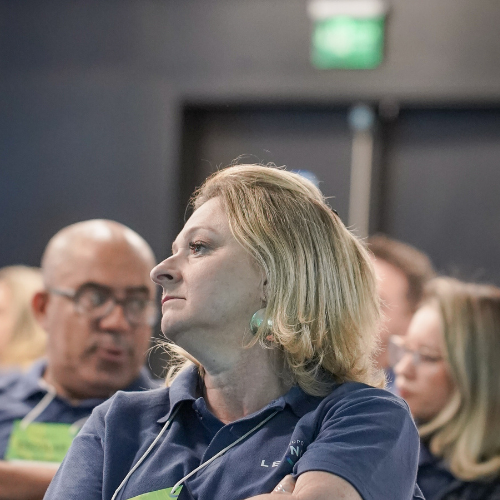 ADRIANA REGINA MAYER