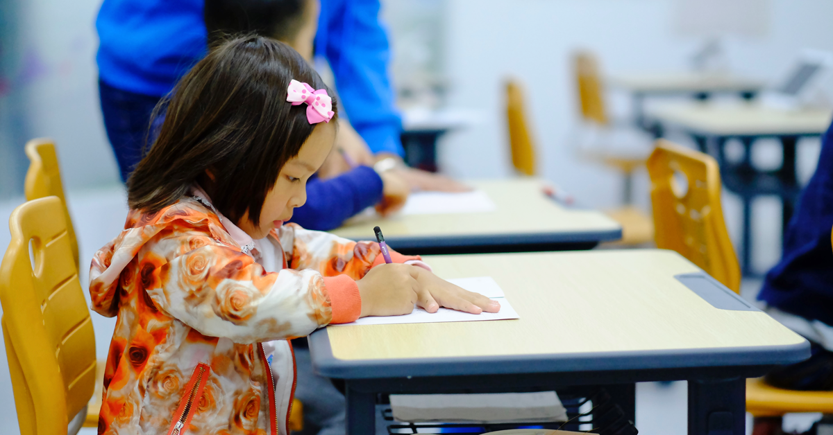 5 dicas que você precisa saber antes de mudar os filhos de escola